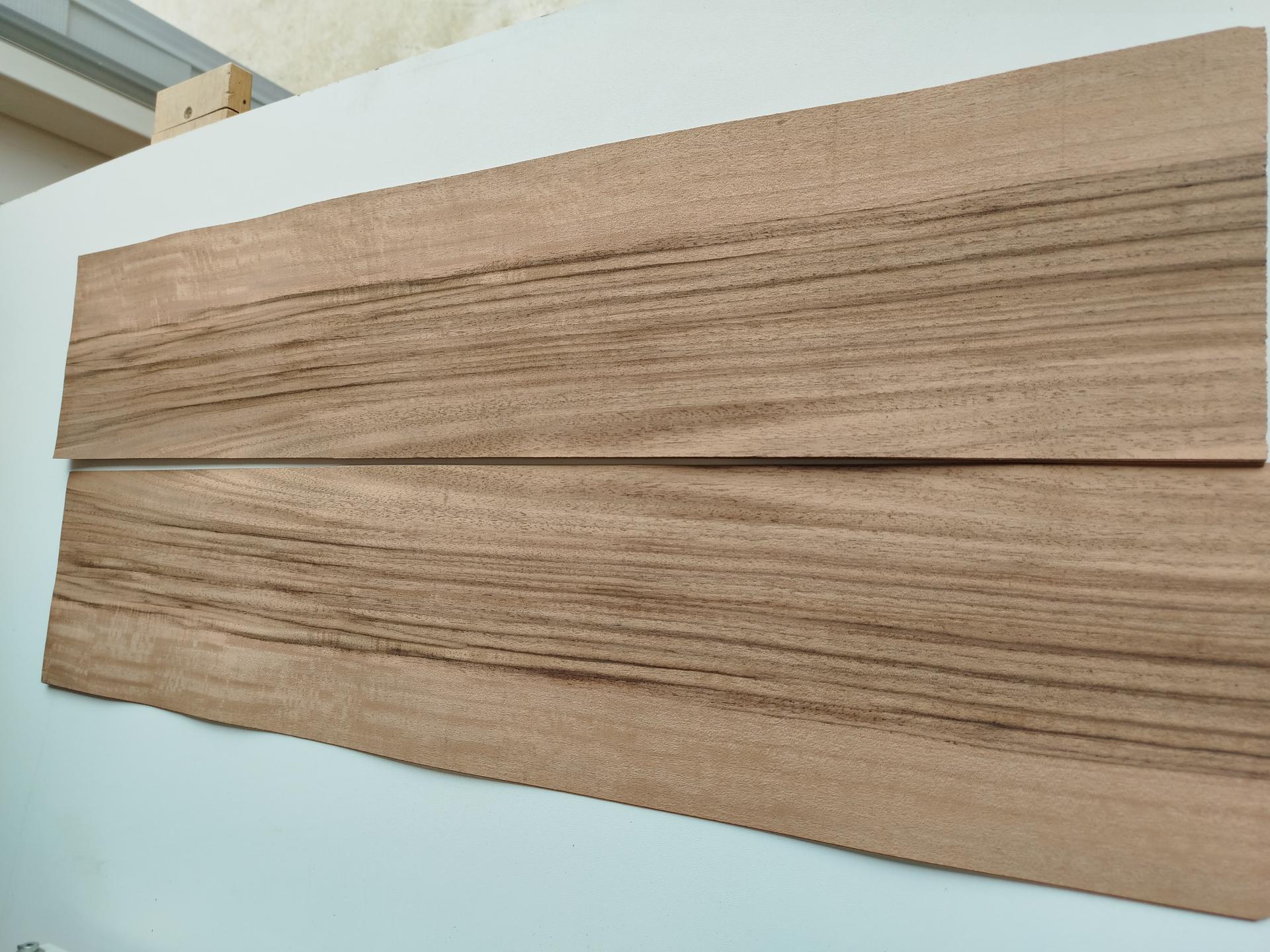 273 feuille de bois noyer pour marqueterie placage bois 2