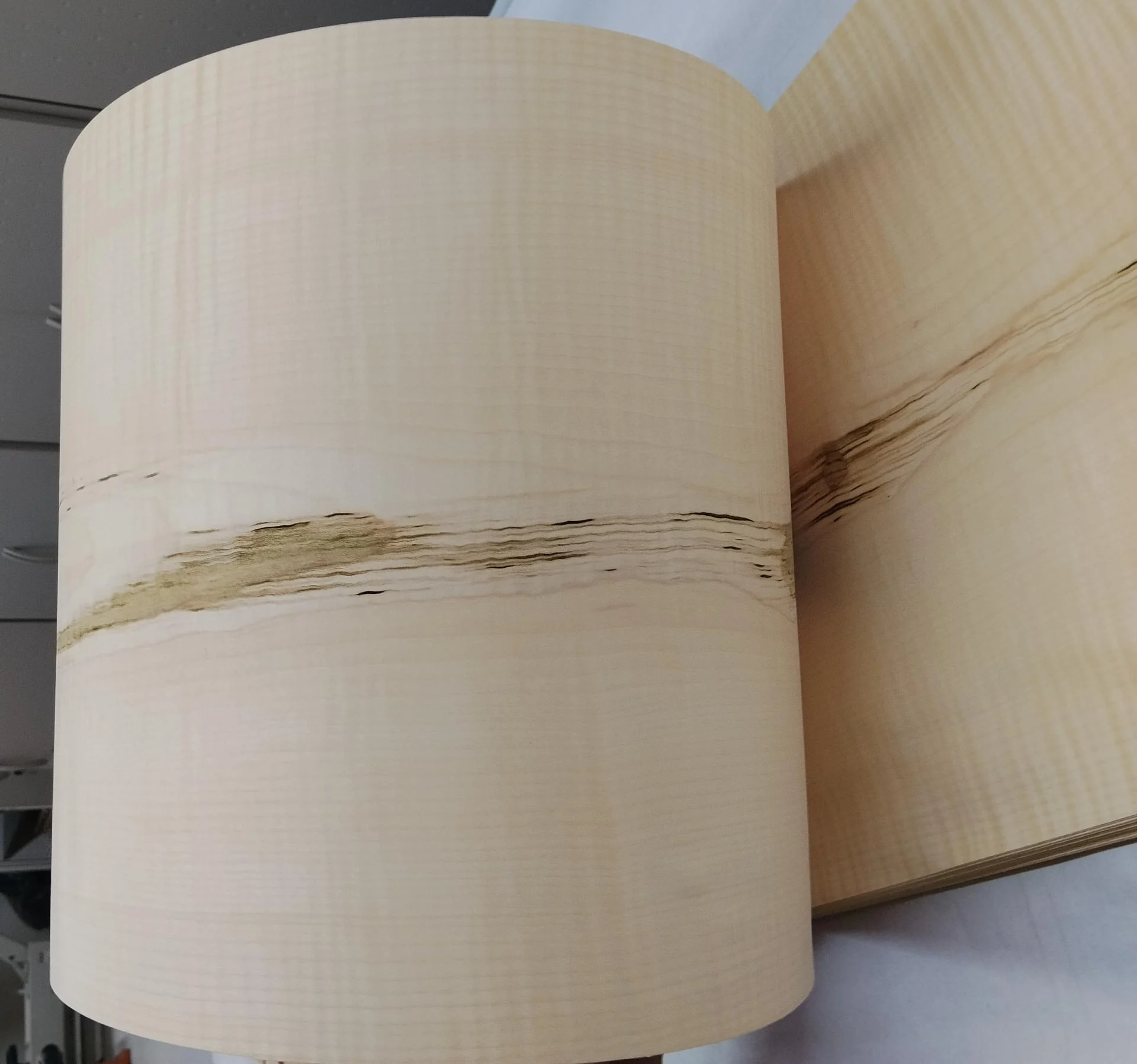 357 placage erable onde marqueterie 1