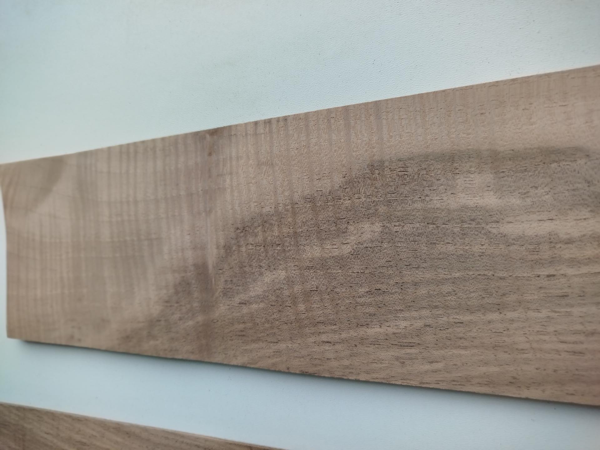 404 placage feuille de bois noyer 3