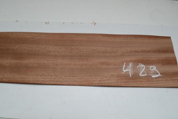 429 feuille de bois acajou 1